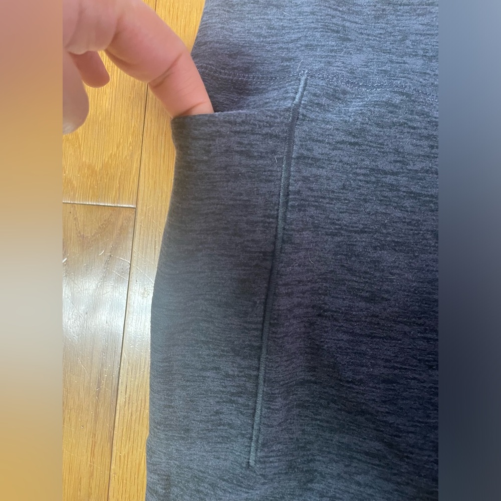 Athletic works gray workout Leggings with‎ side pockets large - Picture 2 of 7